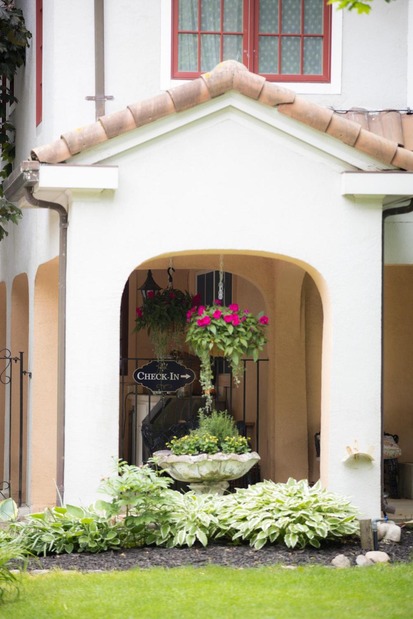 The Villa Bed And Breakfast Westerly Exterior foto