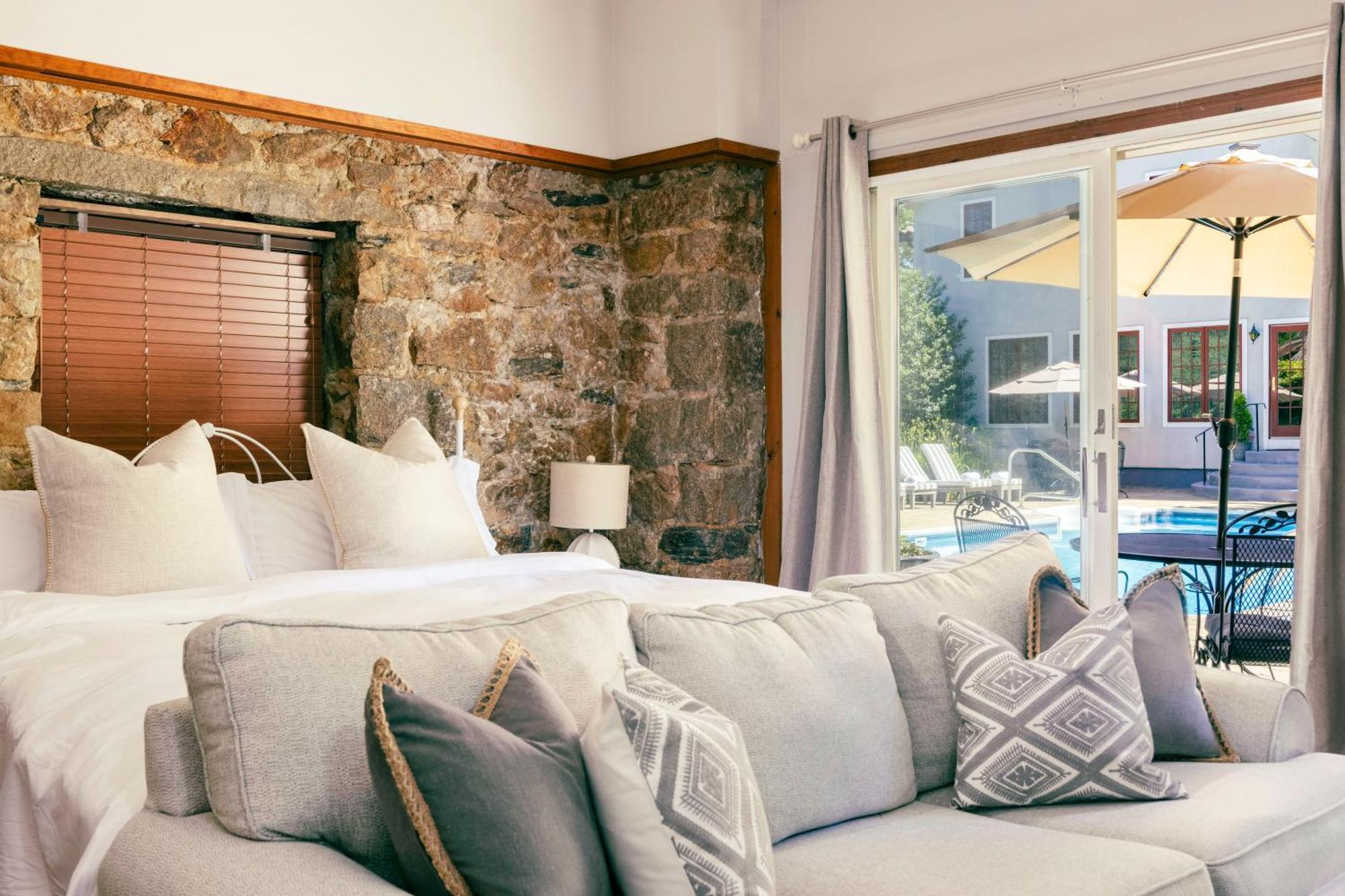 The Villa Bed And Breakfast Westerly Exterior foto